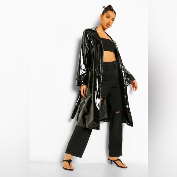 Boohoo Jackets & Blazers - NWT Boohoo Black Vinyl Trench Coat With Belt Liquid Wet Effect Shiny Trendy